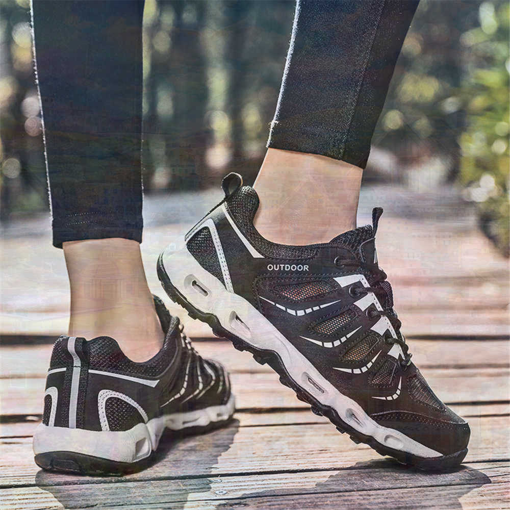 Sumer Round Tip Silver Sneaker - огляд і ціна Information Technology Officer